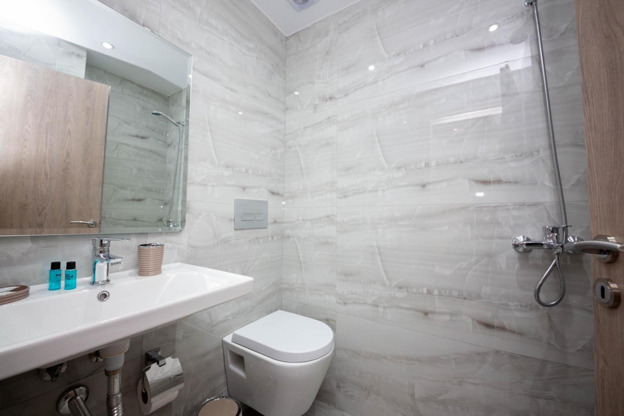 Saranda Rooms Ngoại thất bức ảnh